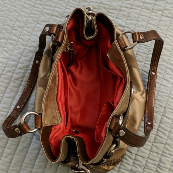 Coach bag 👜❤️💖 - Picture 3 of 4